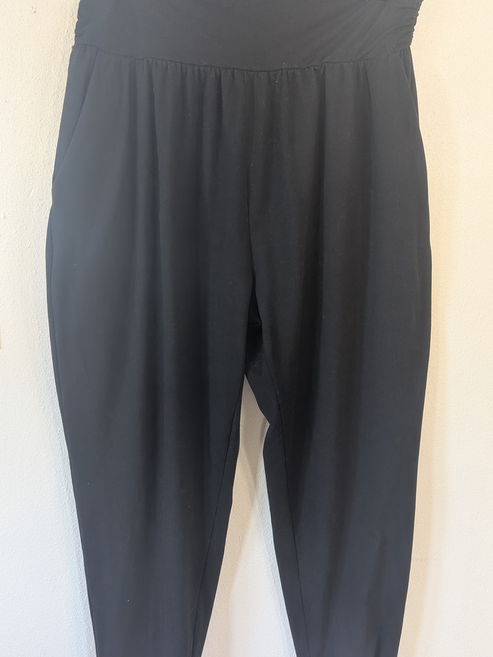 UEU Black Stretch Fabric Garment Women's Size XL